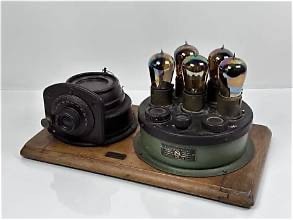 Vintage tube tester and vacuum tubes